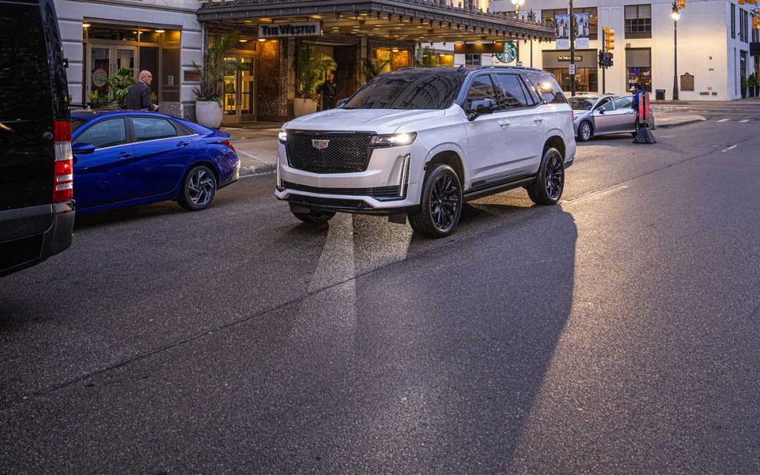 The Best Luxury Transportation Options in Detroit (Downtown, Birmingham, Royal Oak & Beyond)